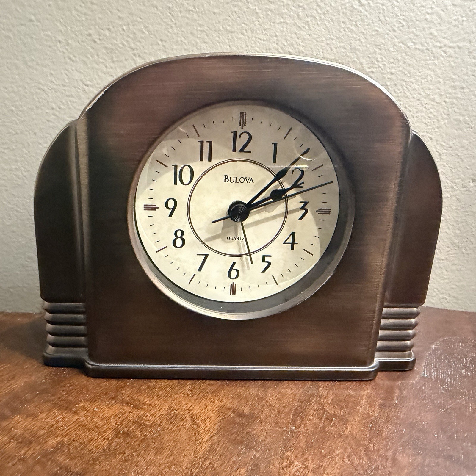 VTG Bulova Brown Bronze Like Metal Desk Mantel Clock Quartz 