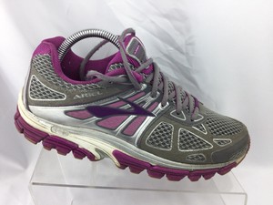 brooks ariel size 9.5