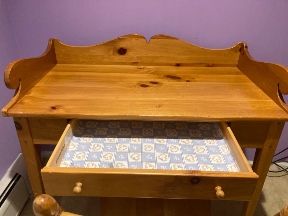 Ethan Allen writing desk - Image 2 of 4