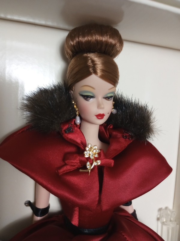 Ravishing In Rouge Barbie Doll Limited Edition Fashion Model Collection #52741