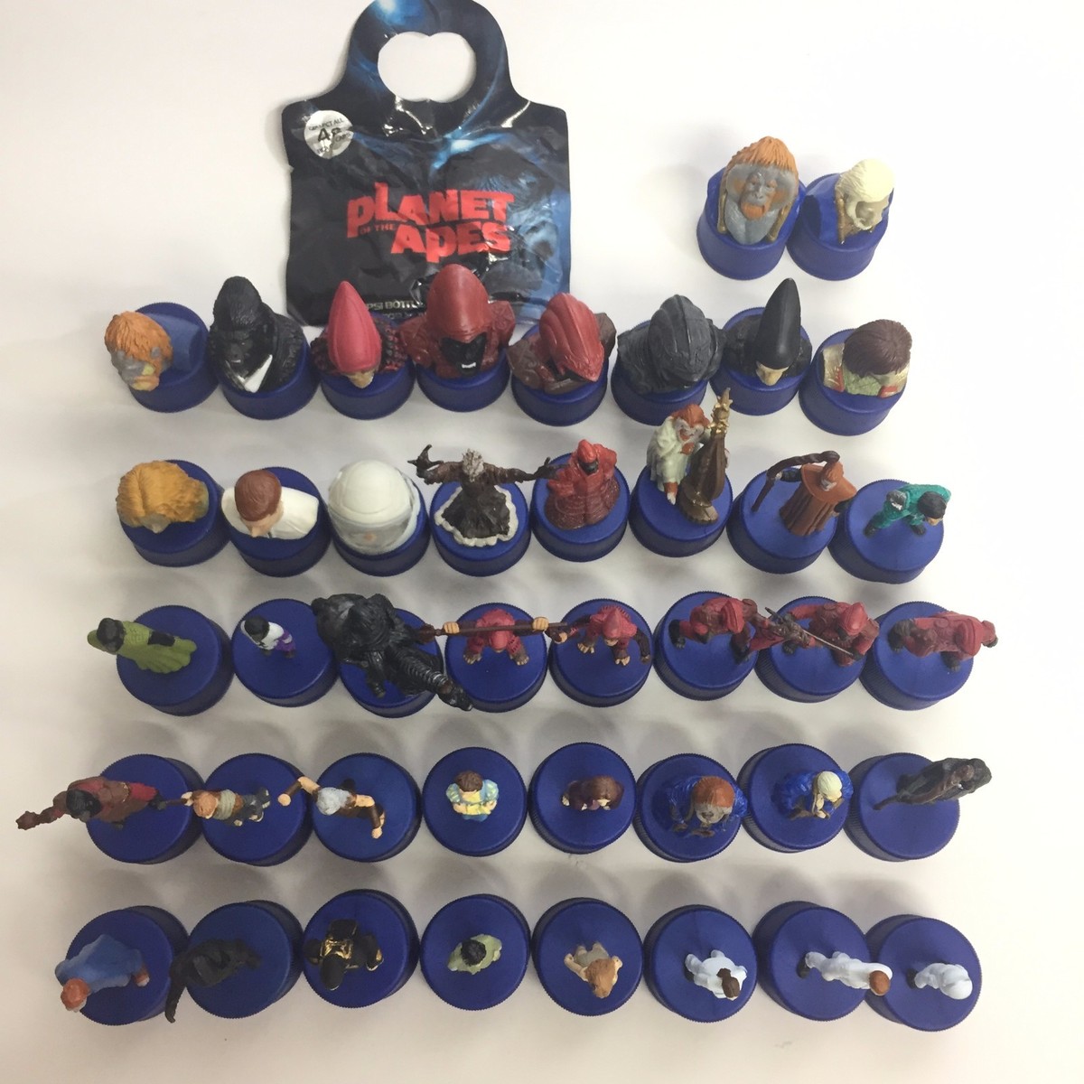 レアPEPSI PLANET OF THE APES フィギュアセット s-l1200.jpg