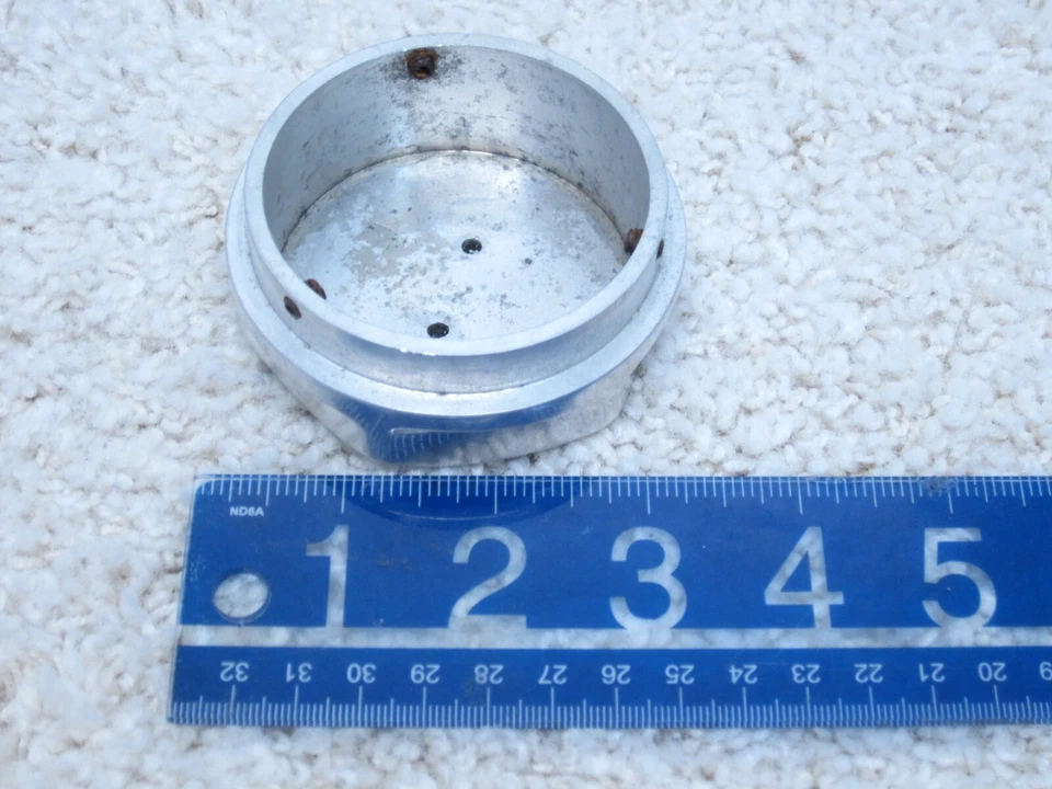 CADILLAC ELDORADO / DEVILLE / SEVILLE TRU RADIOS ALEACIÓN TAPA CENTRAL #2C-11 Foto 2 de 2