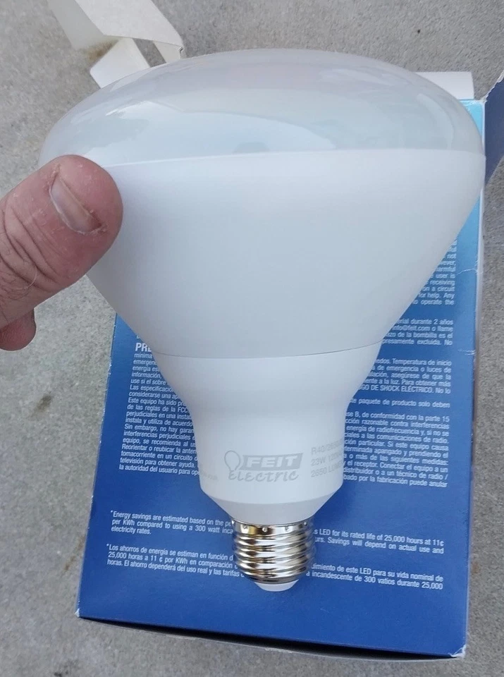 Светодиодный дневной светильник FEIT Electric R40 23 Вт эквивалент 300 Вт 2650 люмен для бассейна спа 12 В - Изображение 2 из 4