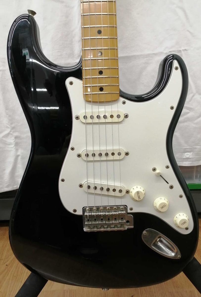 Fender Japan Electric Guitar Stratocaster Type N029591 ST72 for