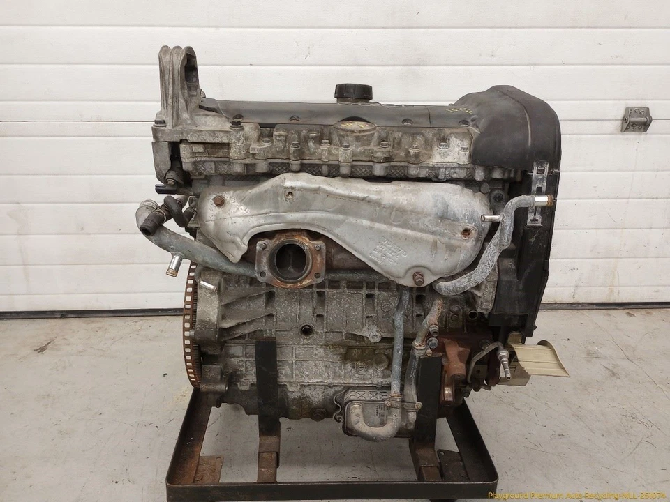 Volvo XC70 V70 Engine Motor With Accessories 2.5L 5 Cylinder Fits 2003-2007 03 - Image 4 of 4
