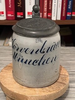 1/2l Bierkrug Krug Bier Brauerei Löwenbräu München