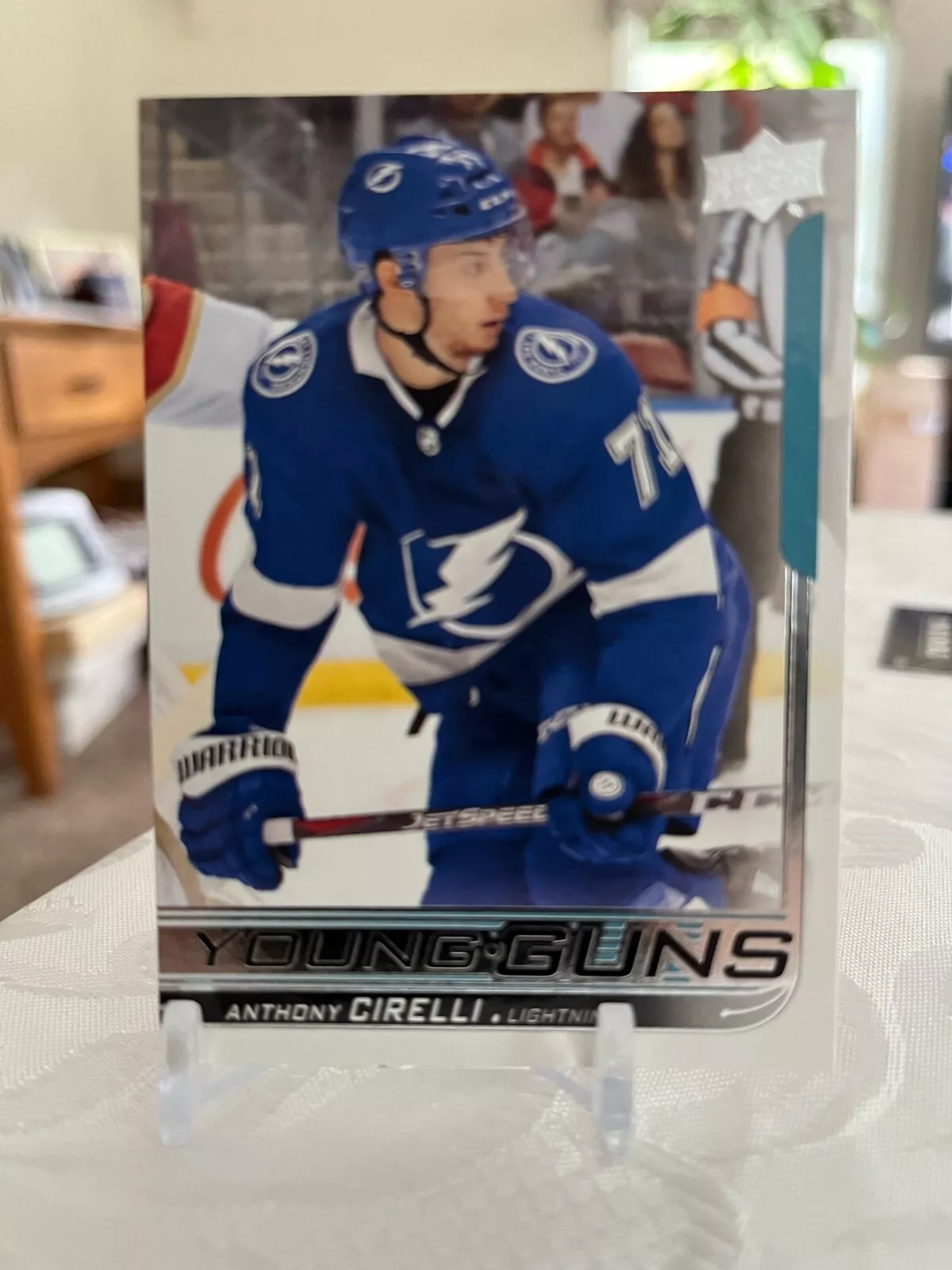 Anthony Cirelli trading card