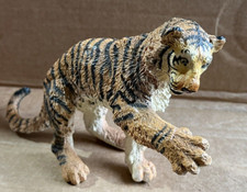 Vintage Collectible Siberian Tiger wild animal Figurine SAFARI Ltd