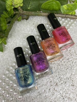 Catrice GALACTIC GLOW Translucent Effect Nail Lacquer 4 Stück Nagellack 4 x 8ml