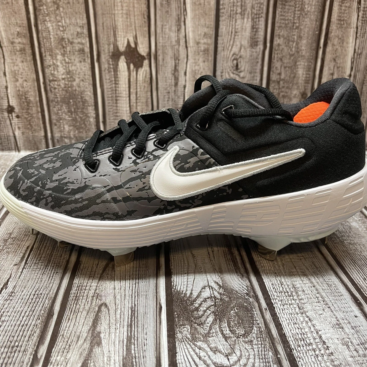 Nike women's alpha huarache top elite 2 softball cleats
