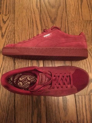 dark pink pumas