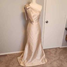 Elegant Cream One-Shoulder Dress