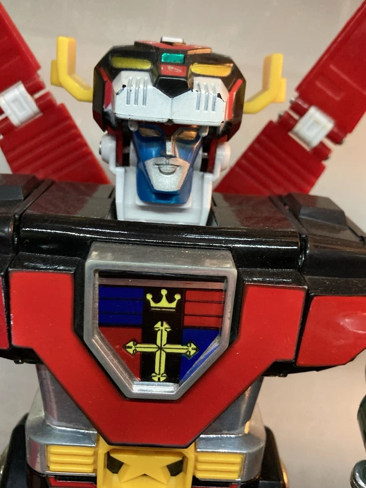 Vintage 1981 Die Cast Voltron GB-36 Y&K Japan Sword And Shield Are Replica - Image 4 of 4