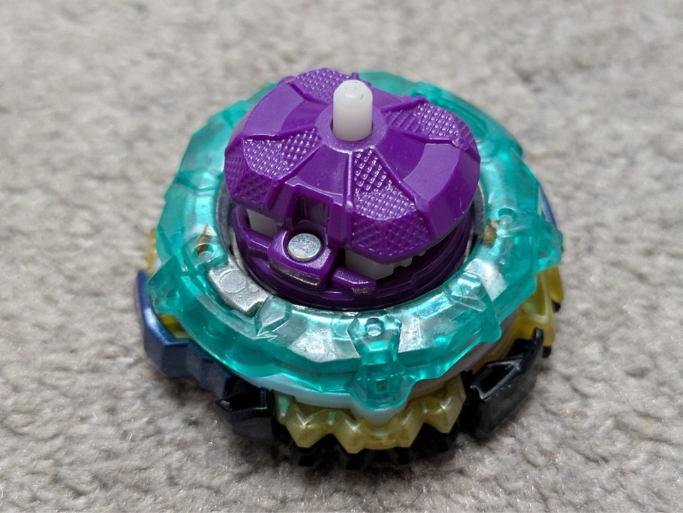 Regulus R3 Shelter Regulus R3 5Star Tower Beyblade HASBRO BURST EVOLUTION | eBay