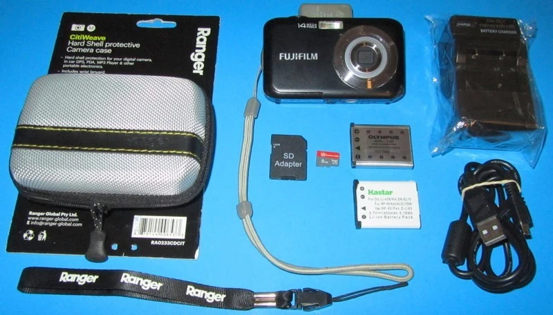 FUJIFILM FINEPIX JV 16MP コンパクトカメラ Fujifilm Finepix JV250 16.0 MP Digital Camera - Silver - With