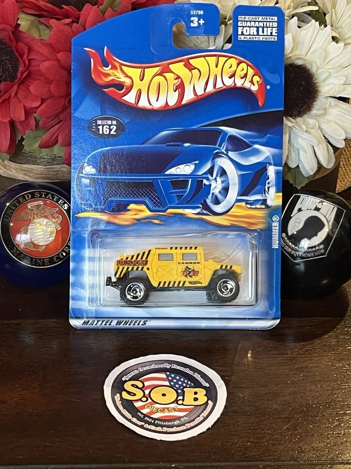 Hot Wheels 2001 Hummer Humvee Yellow Diecast SEALED NM Condition - Image 2 of 4