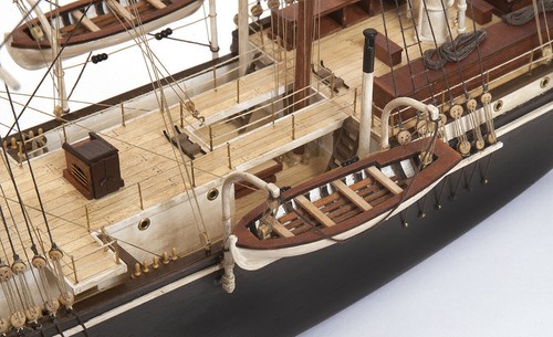 Endurance Ship Model Kit Scale 1:70 Height 446 MM Width 216 MM Length 75 - 12008 - Picture 7 of 10
