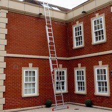 Extension Ladder - Home Master 3 Section Extension Ladder - EN131 Certified