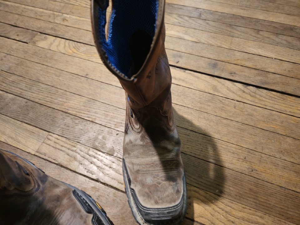 Cody James Decimator Composite Toe Leather Work Boots Rough Necks 10 EE