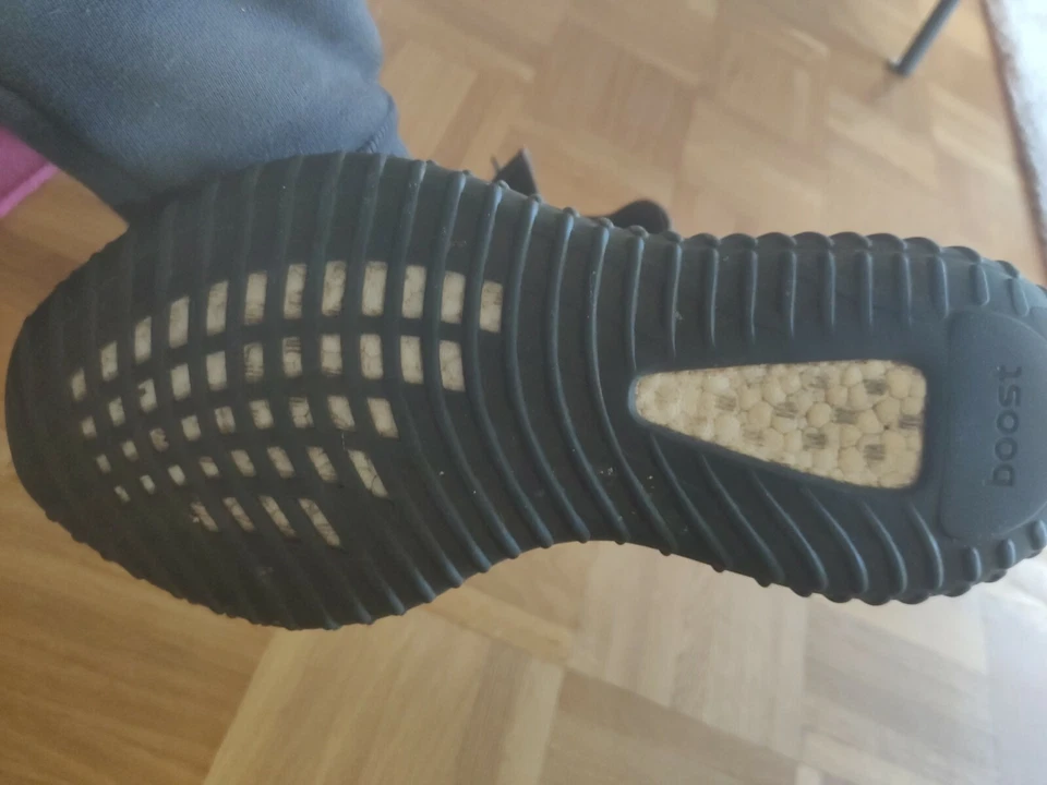 EU Größe 42,5 - adidas Yeezy Boost 350 V2 Black Non-Reflective, Foto 4 von 4