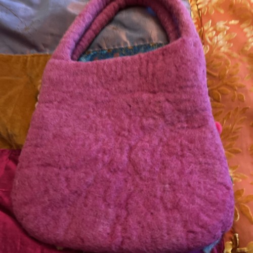 Felt Flower Bag - Picture 4 of 4