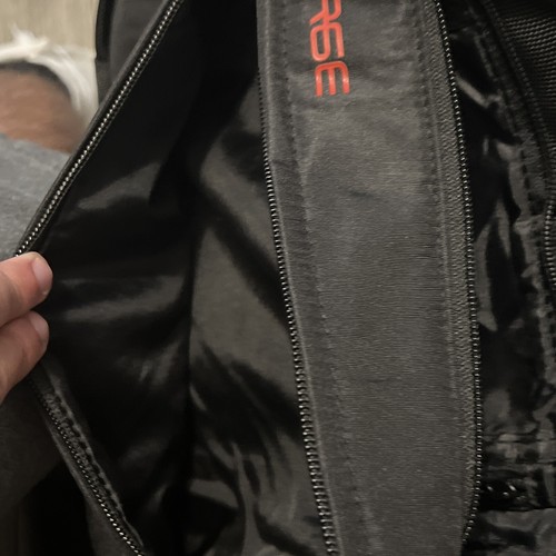 Targe Multifunktionsrucksack für Laptops, Macs, mehr - 8 Taschen, Großpreis - Bild 7 von 12