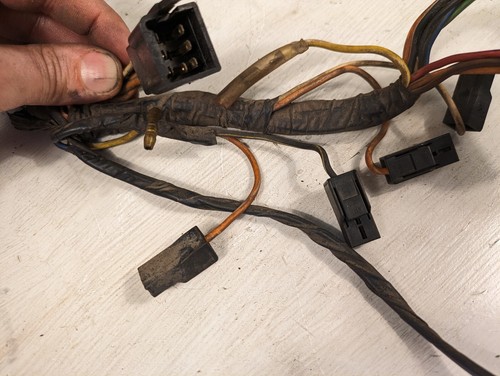 1996 Suzuki Katana 600 GSX600F GSX600 Main Body Wiring Wire Harness Loom - Picture 11 of 18