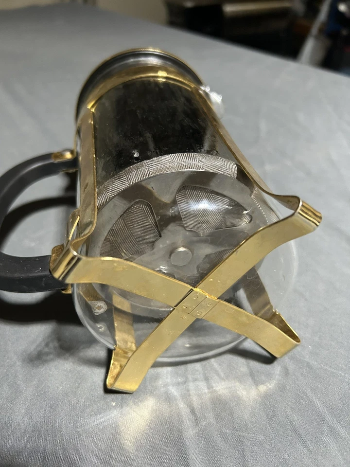 Bodum Chambord Gold French Press Coffee Maker Glass 24 Oz/6 Cups - Image 4 of 4