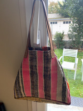 Sac fuchia orange noir fourre tout artisanat marocain