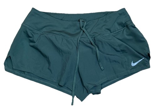 Nike Dri-Fit sportliche aktive Shorts mit Kordelzug waldgrün Medium gebraucht, in einwandfreiem Zustand