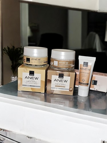 Avon Anew ULTIMATE FIRM & SUPPLE Tagespflege Set Tages Nacht Creme Serum Reise - Bild 20 von 24