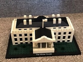 LEGO LEGO ARCHITECTURE: The White House (21006) - Incomplete