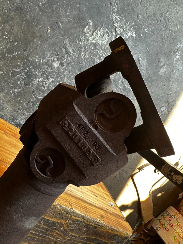 92-1997 Ford F250 F350 Spicer C3-26-189 doble cardán CV H yugo eje de transmisión OEM Foto 3 de 4