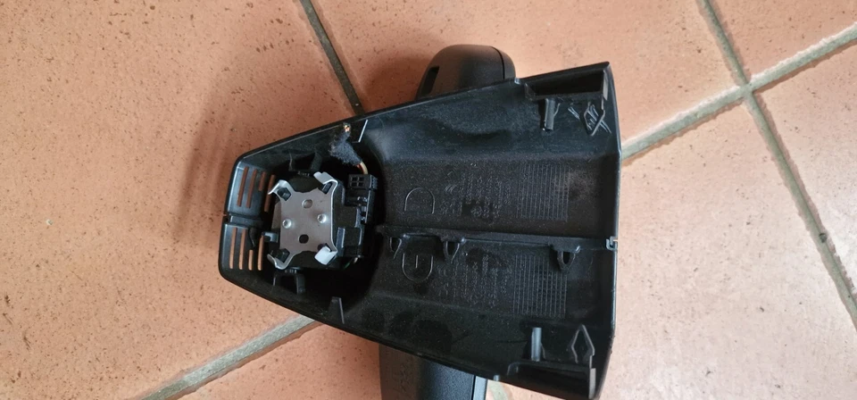 Peugeot 308 98088311XT Photochromic Mirror - Image 2 of 3