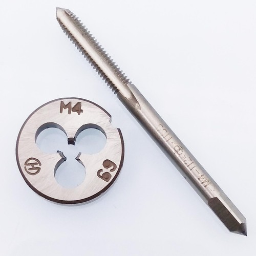 Rubinetto Filettato Macchina HSS Misura 4 Mm X 0 7 Con Design A - Foto 8