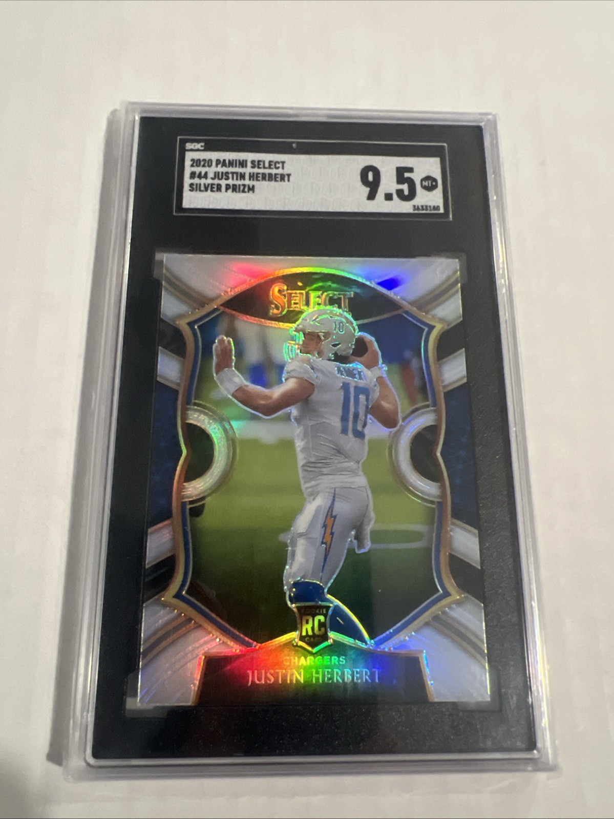 2020 Panini Select - Concourse Justin Herbert #44 Silver Prizm (RC) SGC 9.5