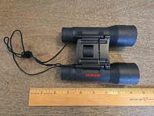 Tasco Essentials 10x32 Binoculars Folding Roof Prism Multi-Coated See All Pics