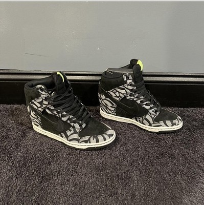 Nike Dunk Sky Hi Women's 8 OG Liberty Black White Volt 543217-01110