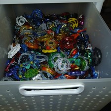 (READ DESC) One Random Takara Tomy Beyblade C...