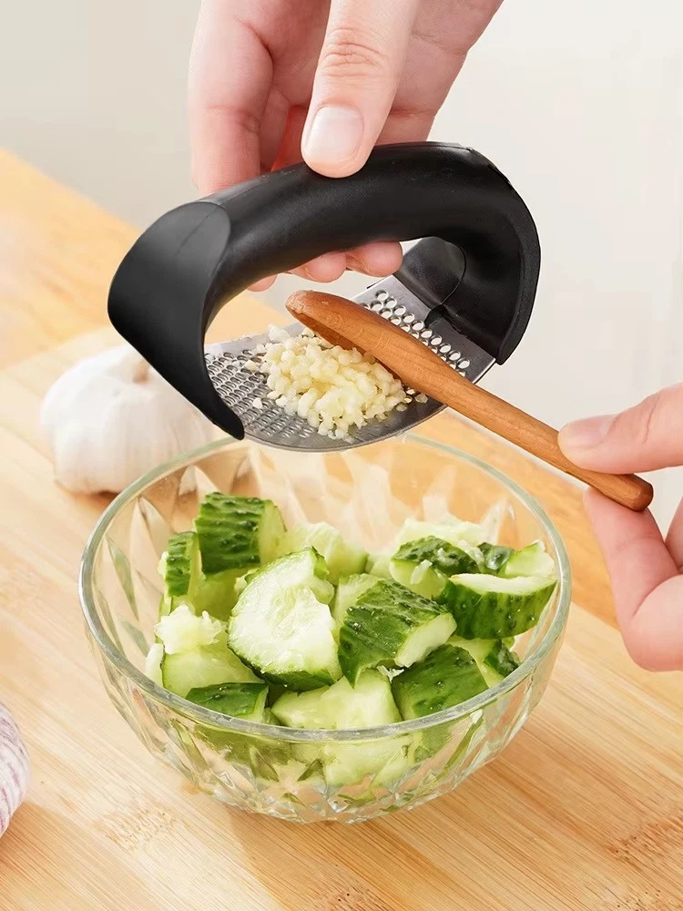 Stainless Steel Peeler Garlic Press Crusher Mincer Squeezer Kitchen Manual Tool.