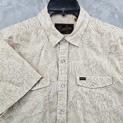 Howler Bros Pearl Snap Shirt Mens Medium Tan Desert Cactus Armadillo Print SS