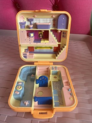 Vintage 1989 Polly Pocket Polly's Town House