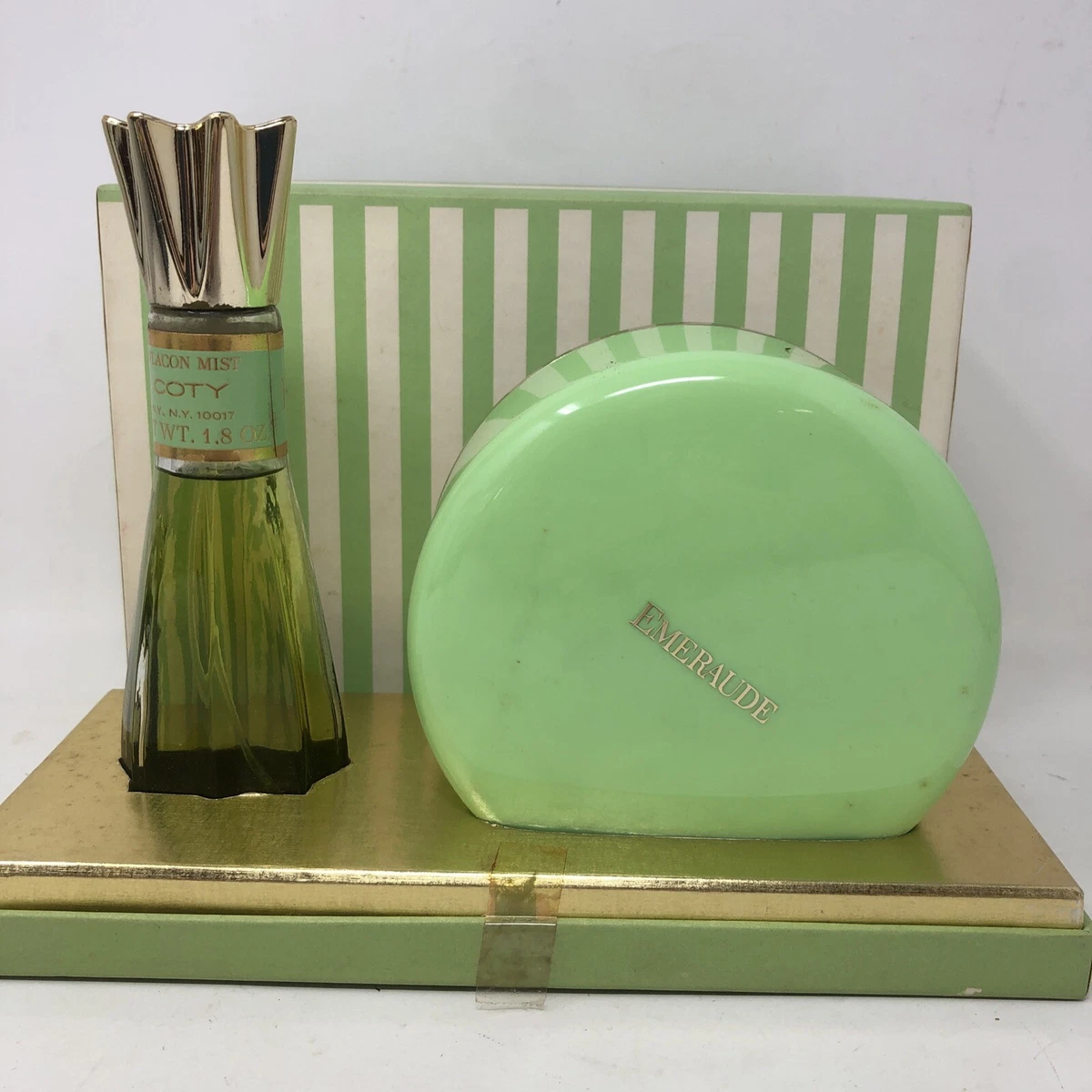 Emeraude dusting powder hot sale