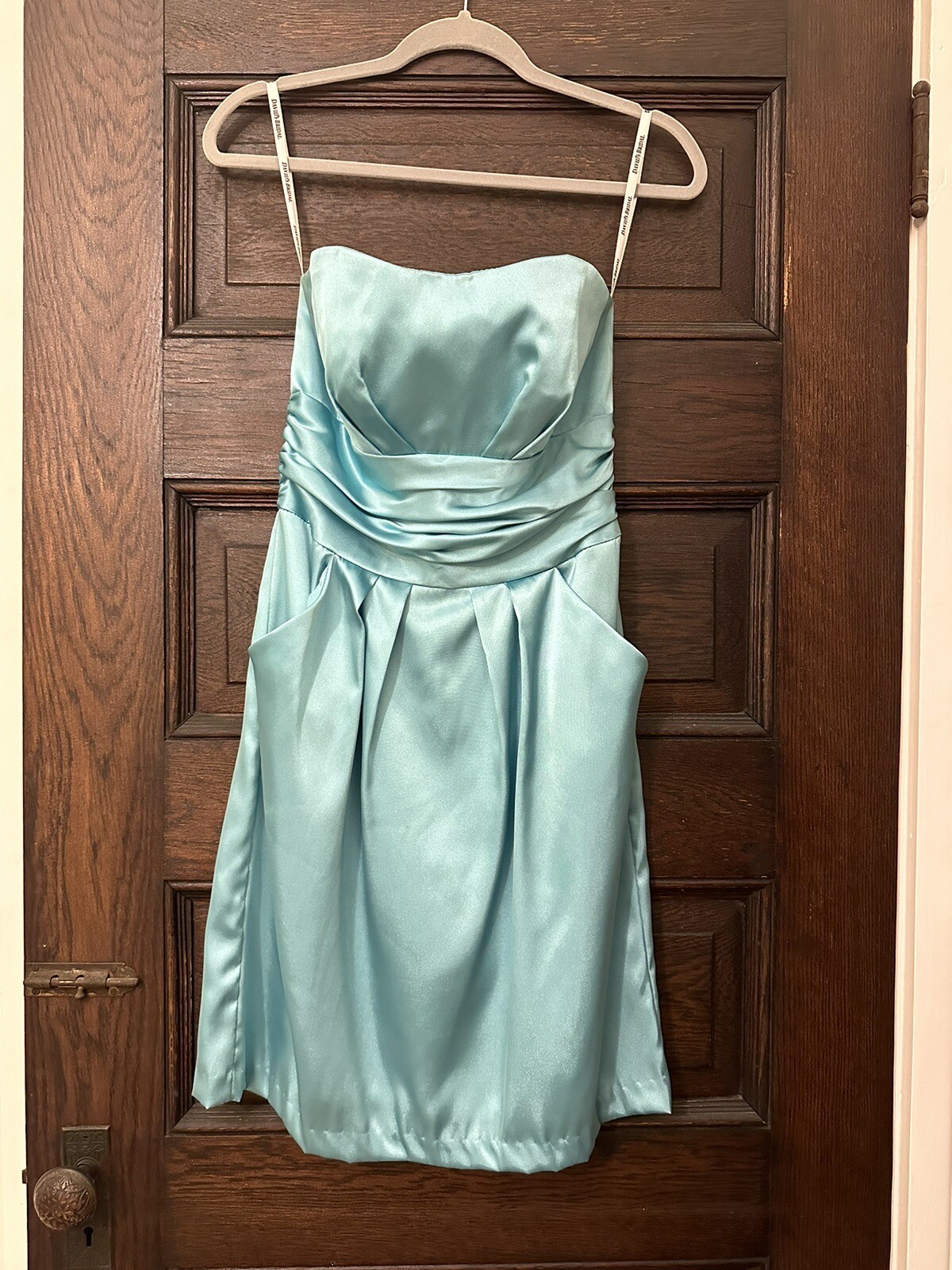 David’s Bridal Size 6 Bridesmaid Prom Dress - Elegant & Flattering  