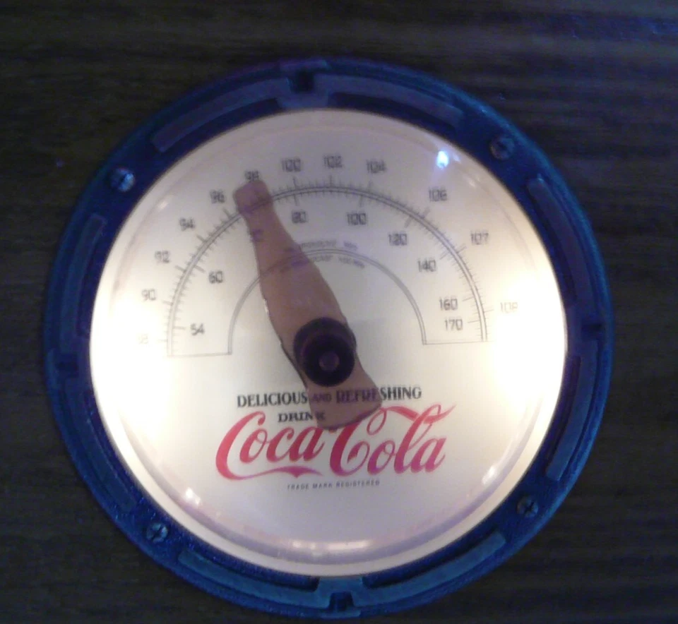 Vintage Coca-Cola AM/FM Radio Wood Cabinet Light-Up Dial and Sign - Works - Image 4 of 4