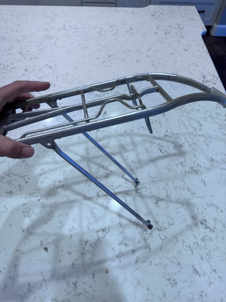 Sujetador de ciclismo de aleación de aluminio de montaje trasero pletscher de bicicleta antiguo vintage Foto 2 de 3