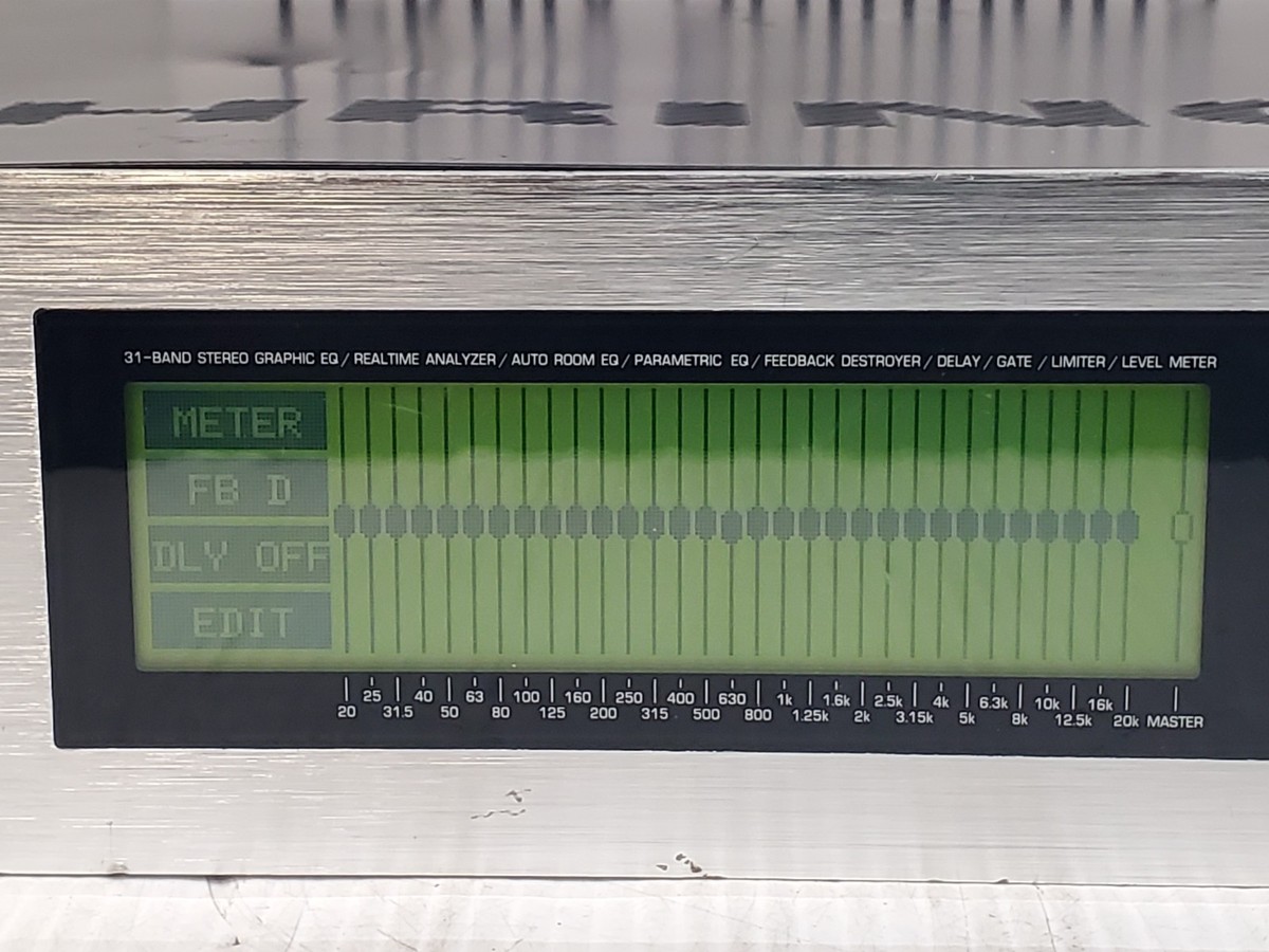 Behringer Ultra-Curve Pro DSP8024 Digital 24-bit Dual-DSP
