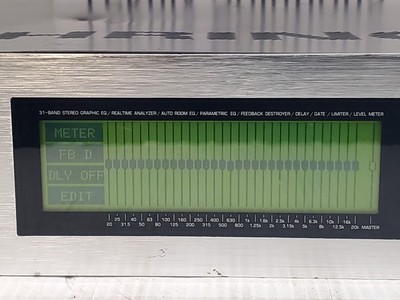 Behringer Ultra-Curve Pro DSP8024 Digital 24-bit Dual-DSP