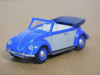Wiking 79404  1 /87 Volkswagen VW  1200 Cabrio   Blue/ Silver NIB