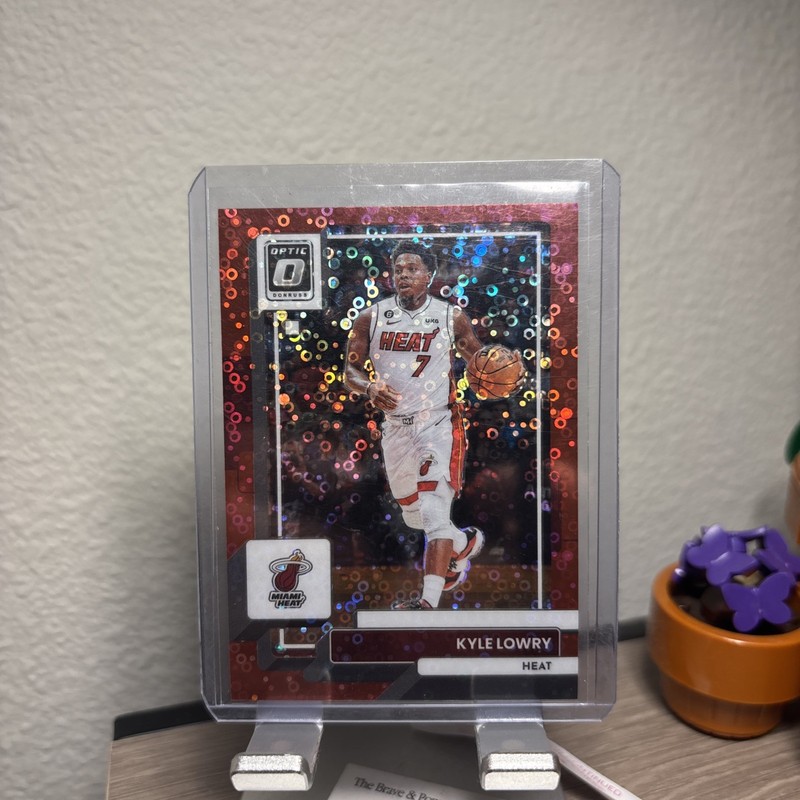 2022-23 Donruss Optic #144 Kyle Lowry Fast Break Red /75  Miami Heat 